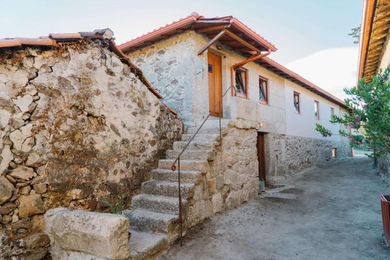 הוילה קאבקסיירס דה באסטו Quinta Do Rapozinho מראה חיצוני תמונה