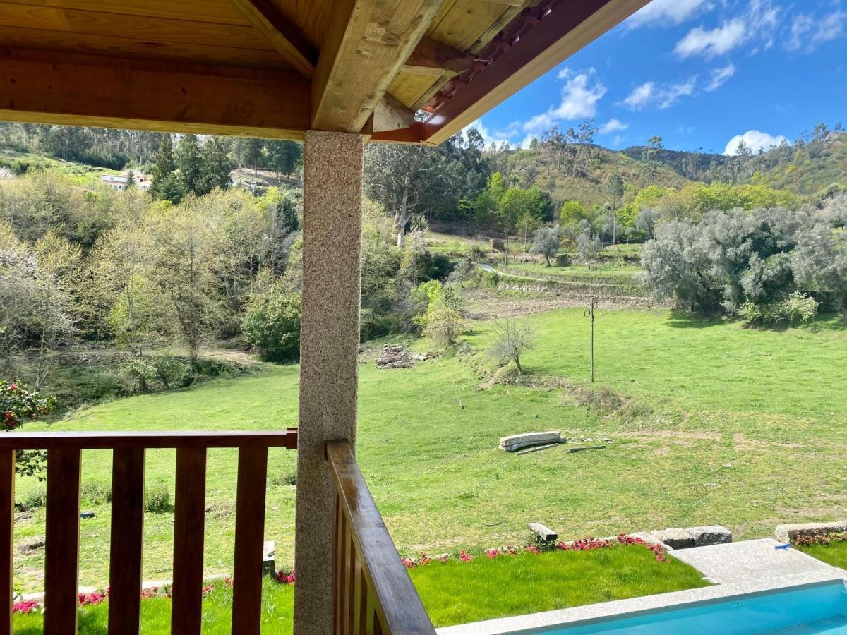 הוילה קאבקסיירס דה באסטו Quinta Do Rapozinho מראה חיצוני תמונה